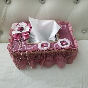 BettyDecor, Victorian Shabby Chic cover box.